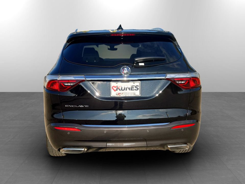 Used 2024 Buick Enclave Premium image 8