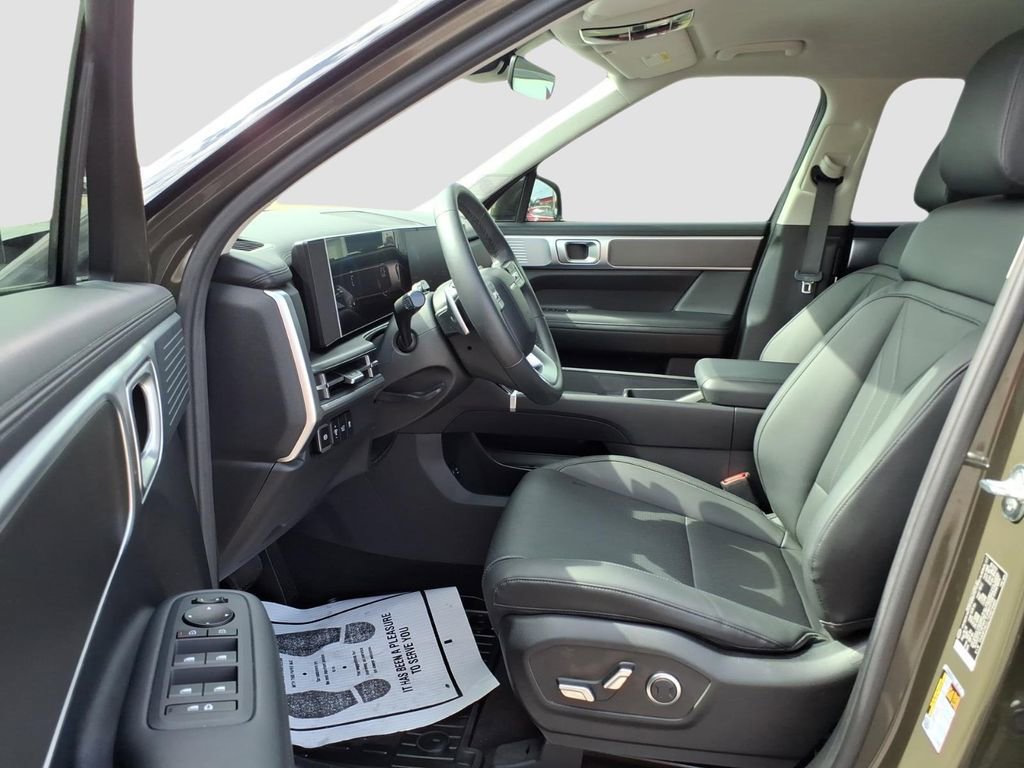 Used 2025 Hyundai Santa Fe SEL image 19