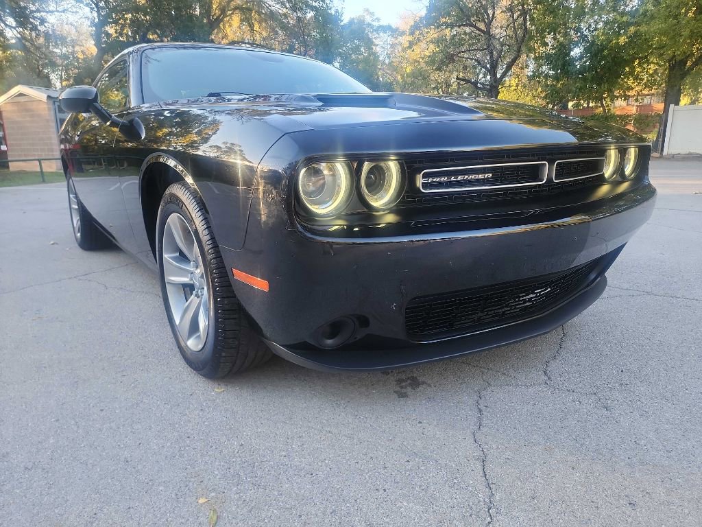 Used 2019 Dodge Challenger SXT