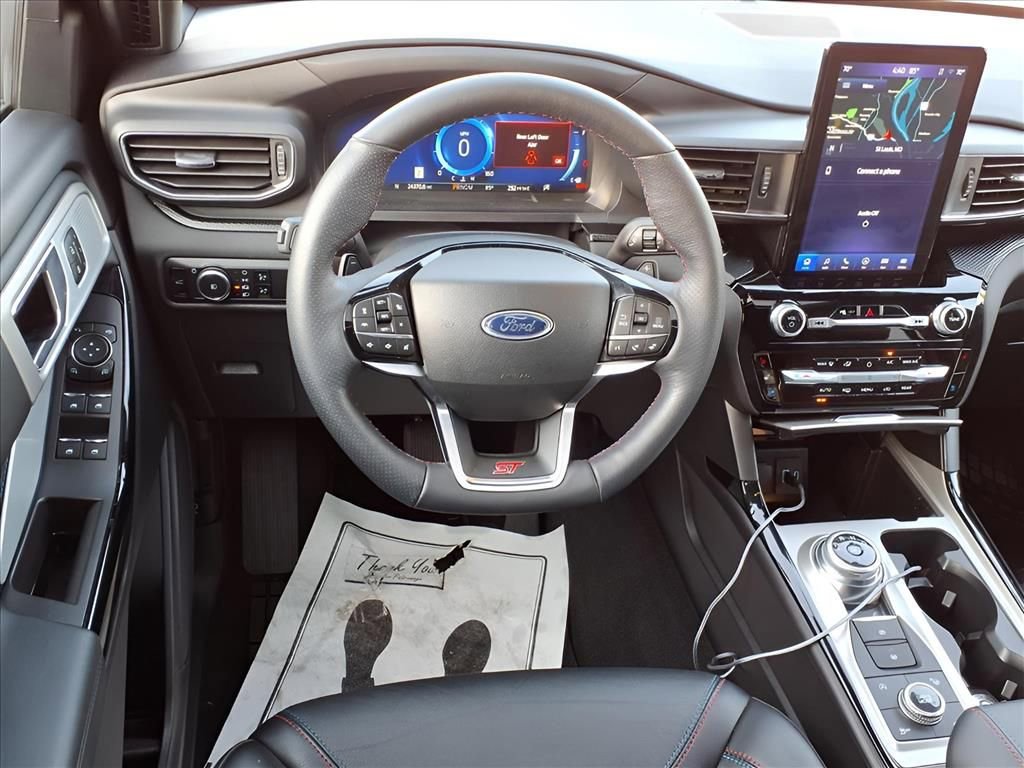 Used 2024 Ford Explorer ST w/ Equipment Group 401A image 3