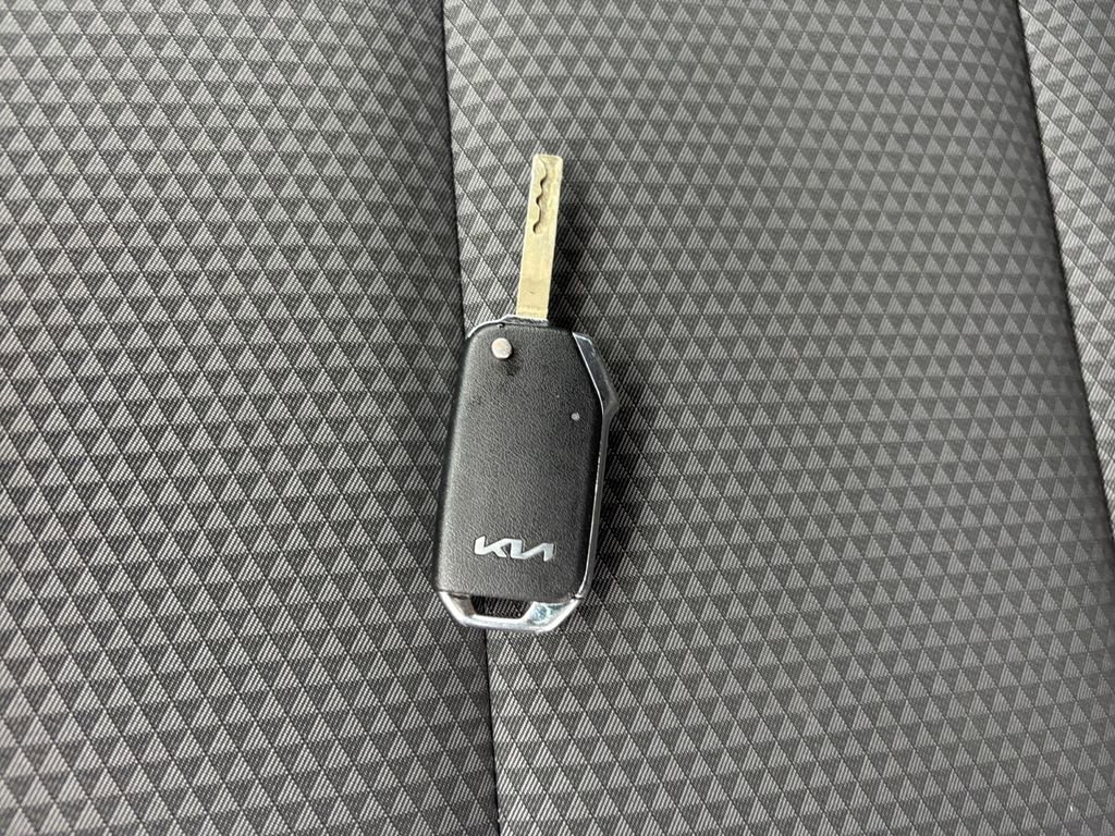 Used 2023 Kia Soul LX w/ Option Group 015 image 33