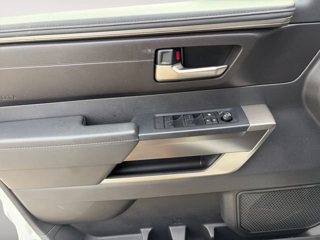 Used 2025 Toyota Sequoia SR5 AWD/4WD image 10