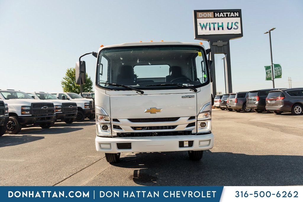 New 2025 Chevrolet Low Cab Forward RWD image 39
