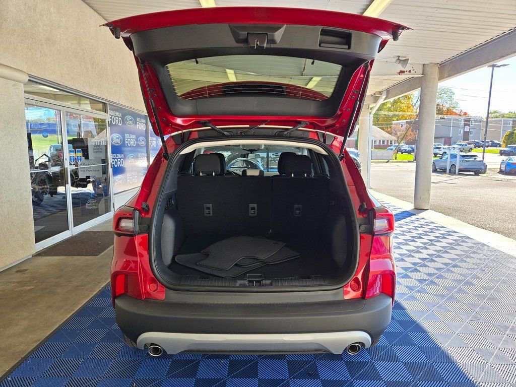New 2025 Ford Escape Active w/ Cold Weather Package image 7