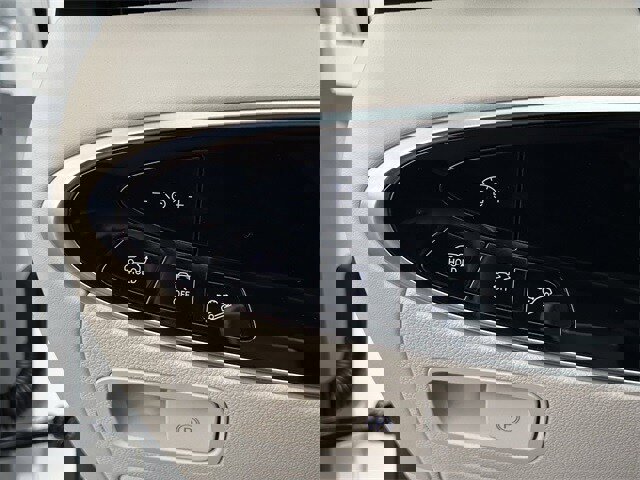 New 2026 Genesis GV70 2.5T Select image 26