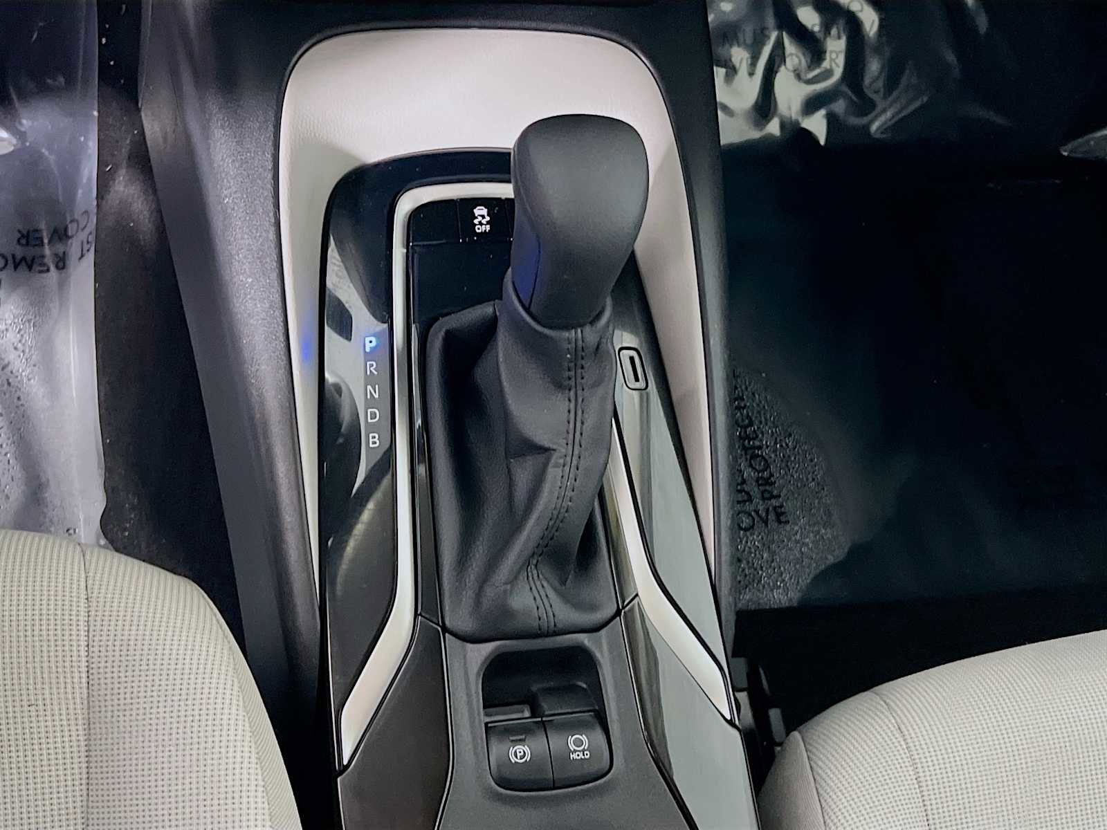 Used 2020 Toyota Corolla LE image 16