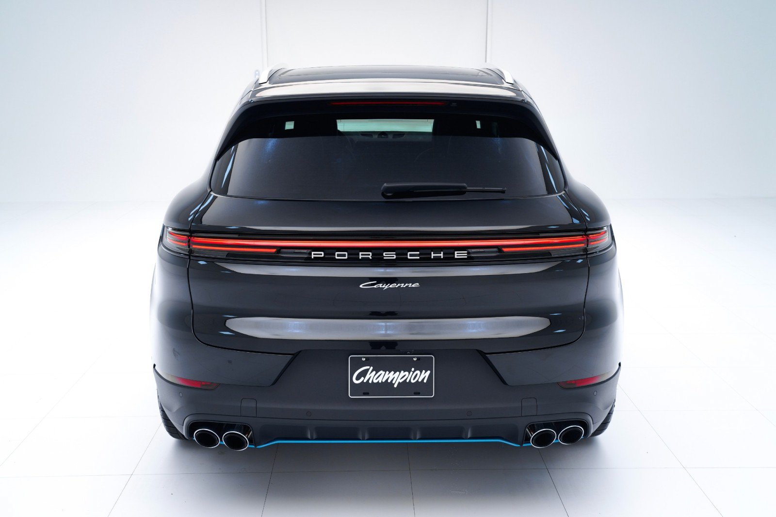 Certified 2026 Porsche Cayenne AWD/4WD image 10