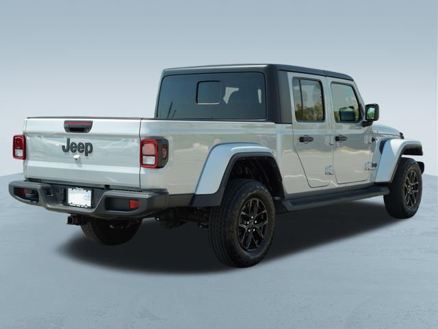 Used 2023 Jeep Gladiator Sport image 9