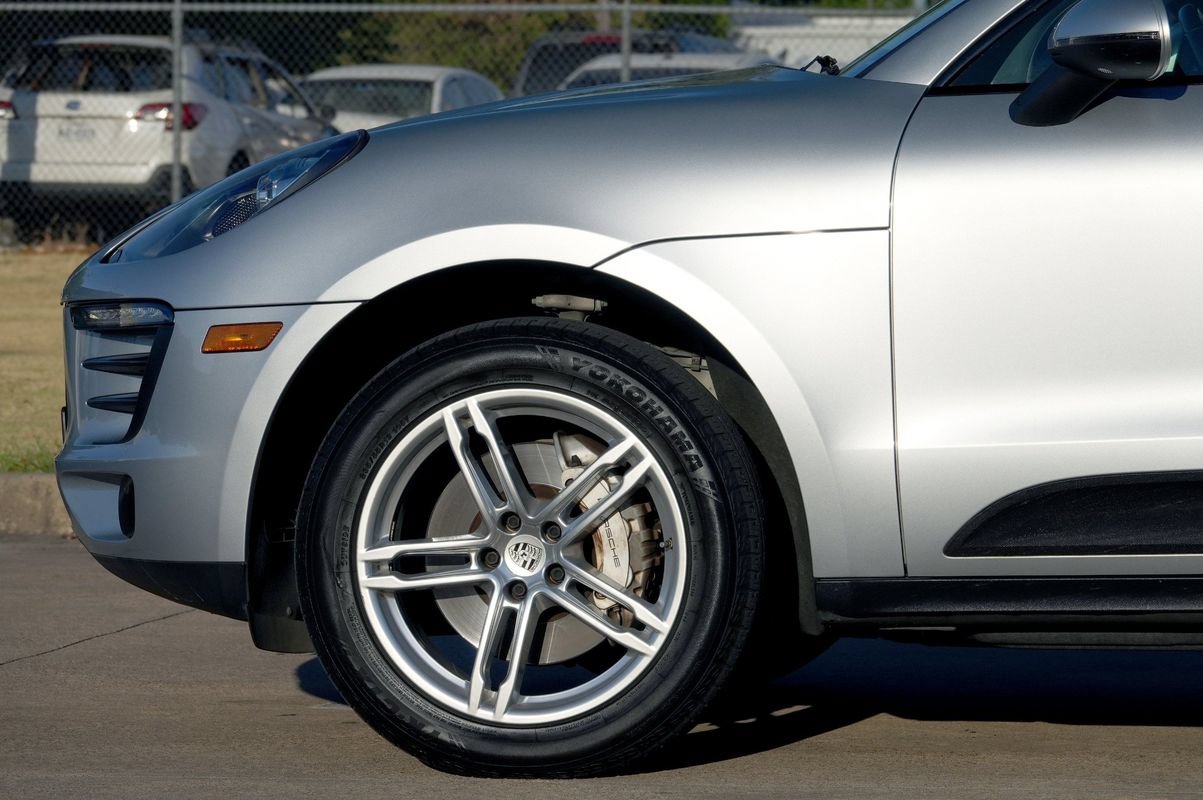 Used 2016 Porsche Macan S AWD/4WD image 25