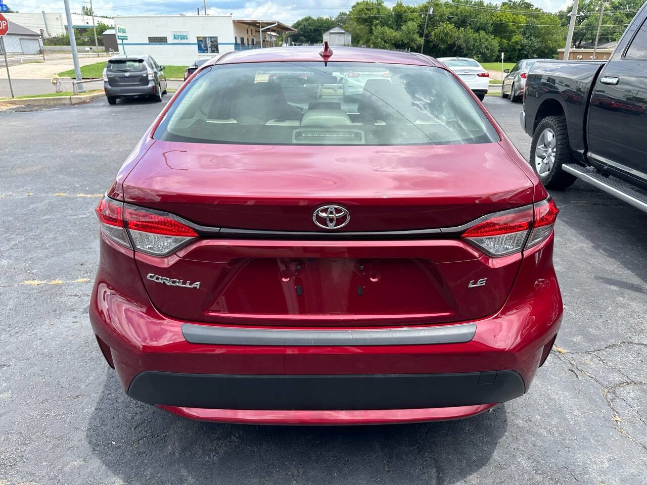 Used 2022 Toyota Corolla LE image 7
