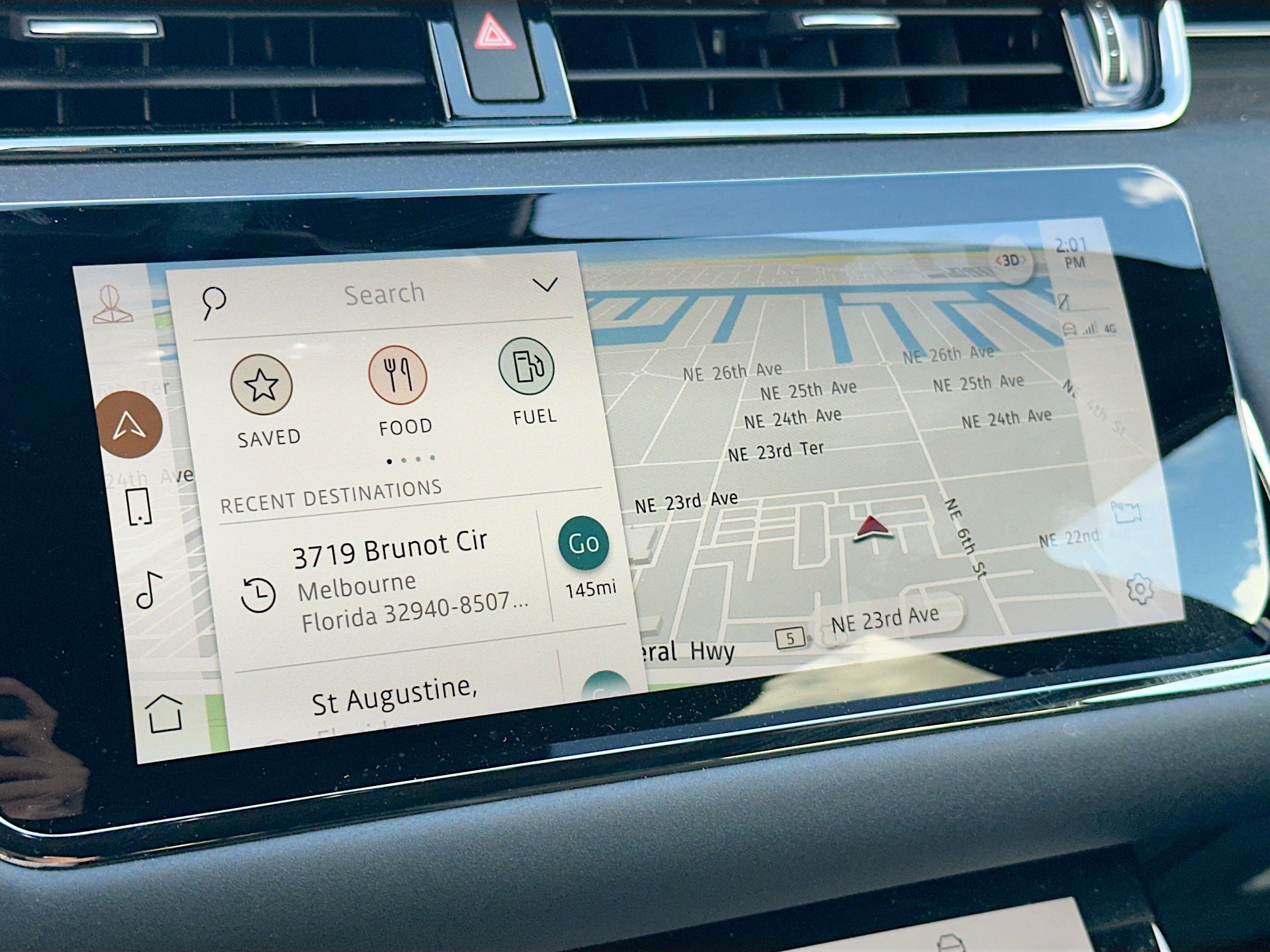 Used 2022 Land Rover Range Rover Evoque R-Dynamic SE image 14