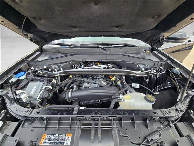 Used 2025 Ford Explorer ST-Line w/ ST-Line Street Pack AWD/4WD image 22