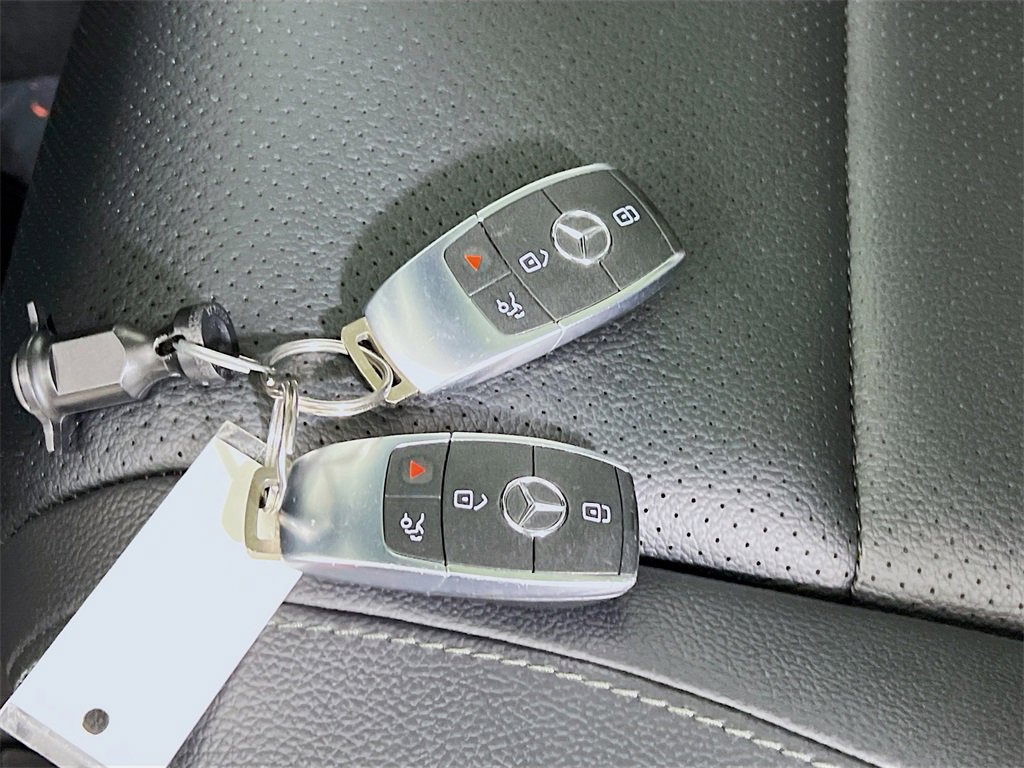 Used 2022 Mercedes-Benz GLE 450 4MATIC image 35