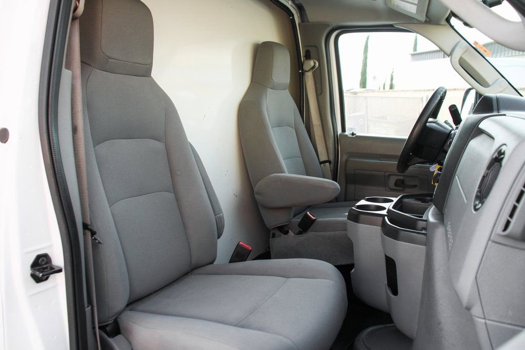 Used 2023 Ford E-450 and Econoline 450 Super Duty w/ Power Windows & Locks Group RWD image 35