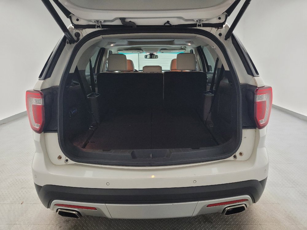 Used 2017 Ford Explorer Platinum AWD/4WD image 29