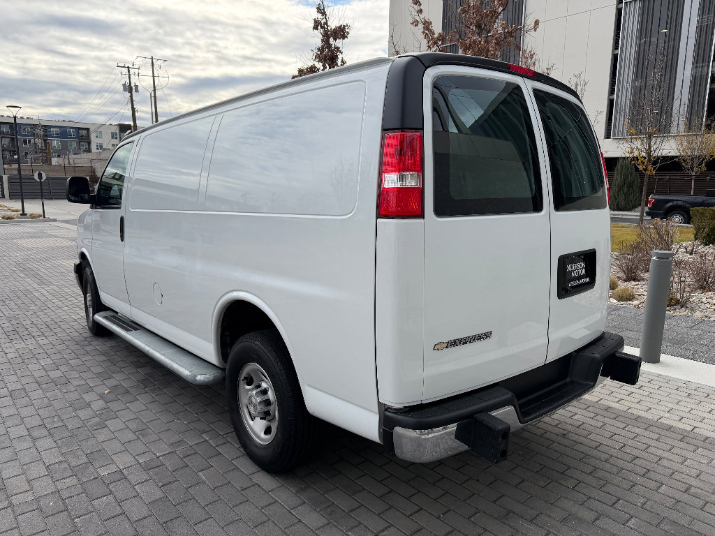 Used 2024 Chevrolet Express 2500 w/ Driver Convenience Package image 9