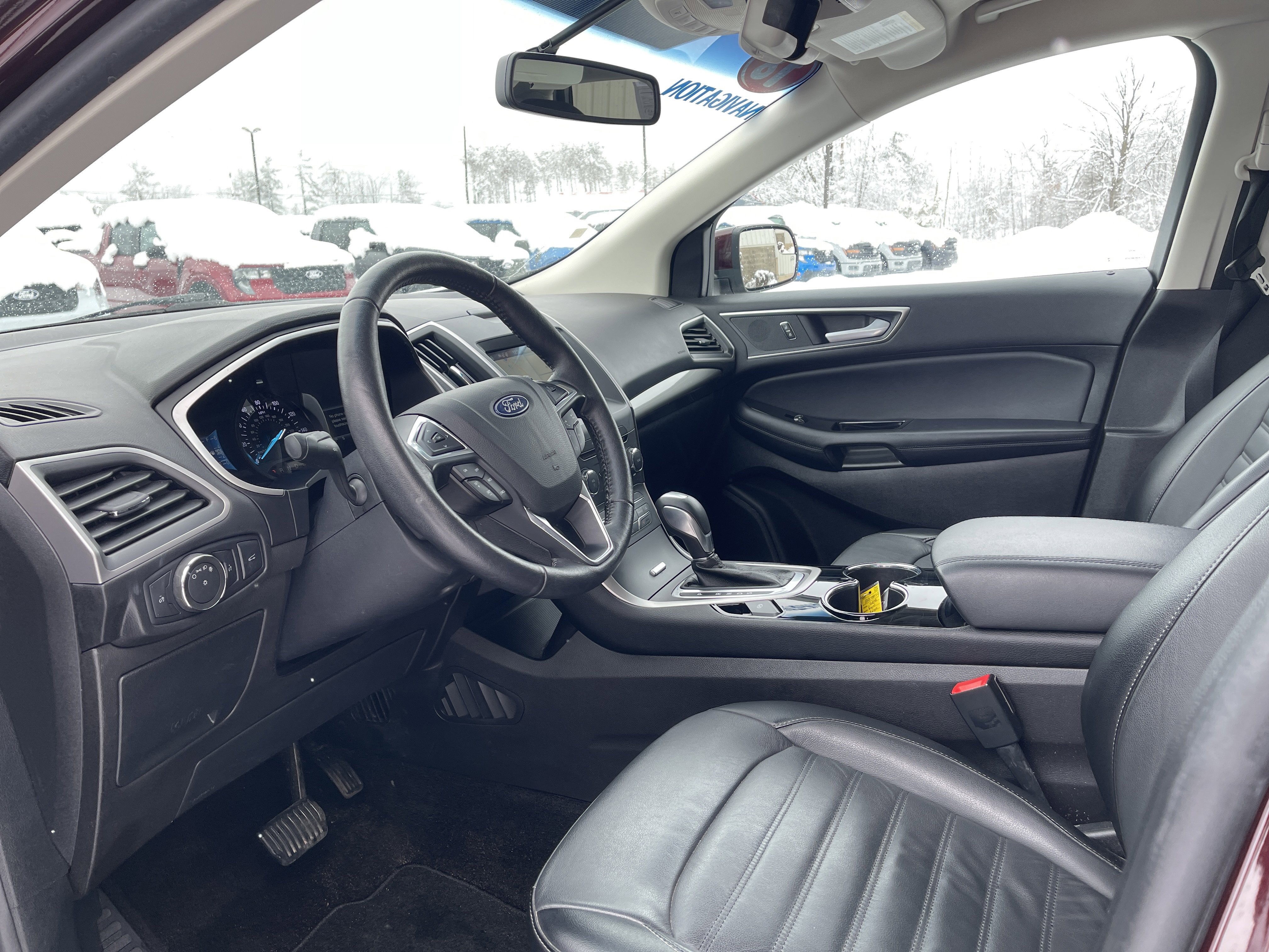 Used 2018 Ford Edge SEL w/ Equipment Group 201A image 11