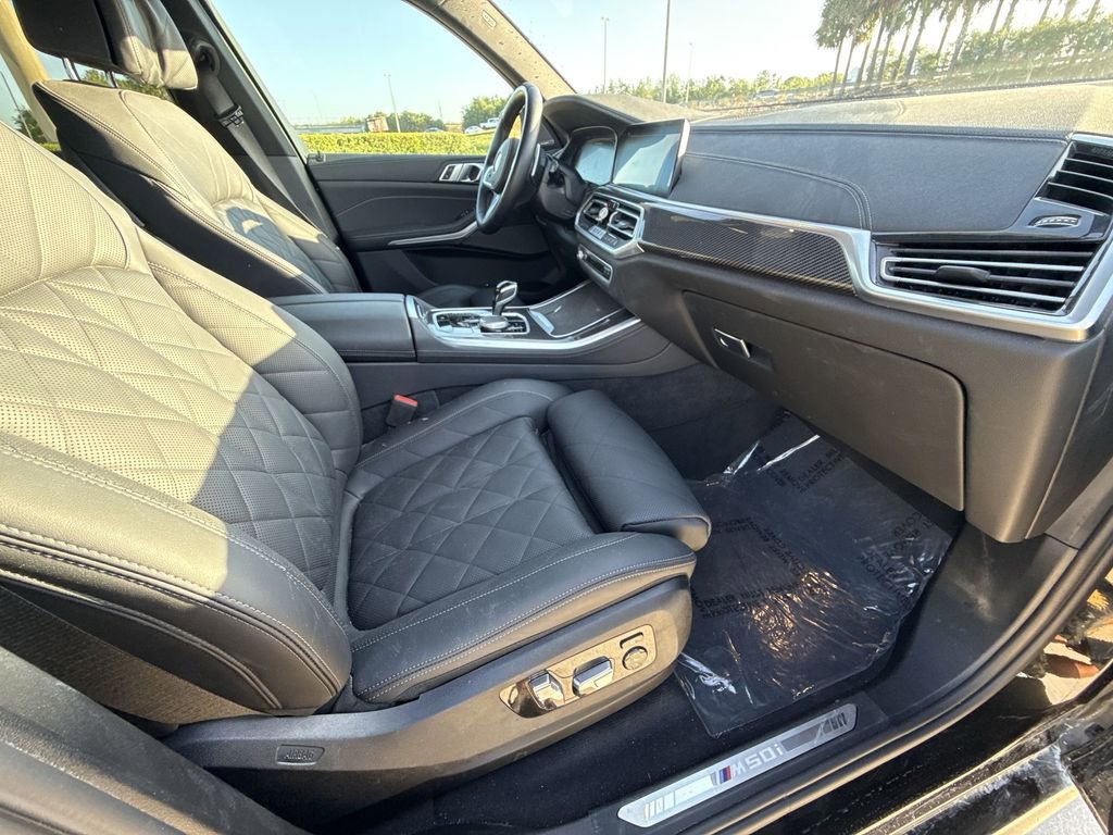 Used 2023 BMW X5 M50i w/ Climate Comfort Package AWD/4WD image 15