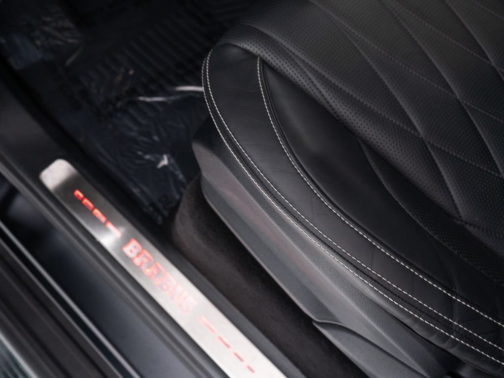 Used 2025 Mercedes-Benz G 63 AMG 4MATIC image 12