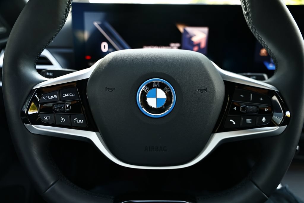 Used 2025 BMW i4 xDrive40i w/ Premium Package AWD/4WD image 33