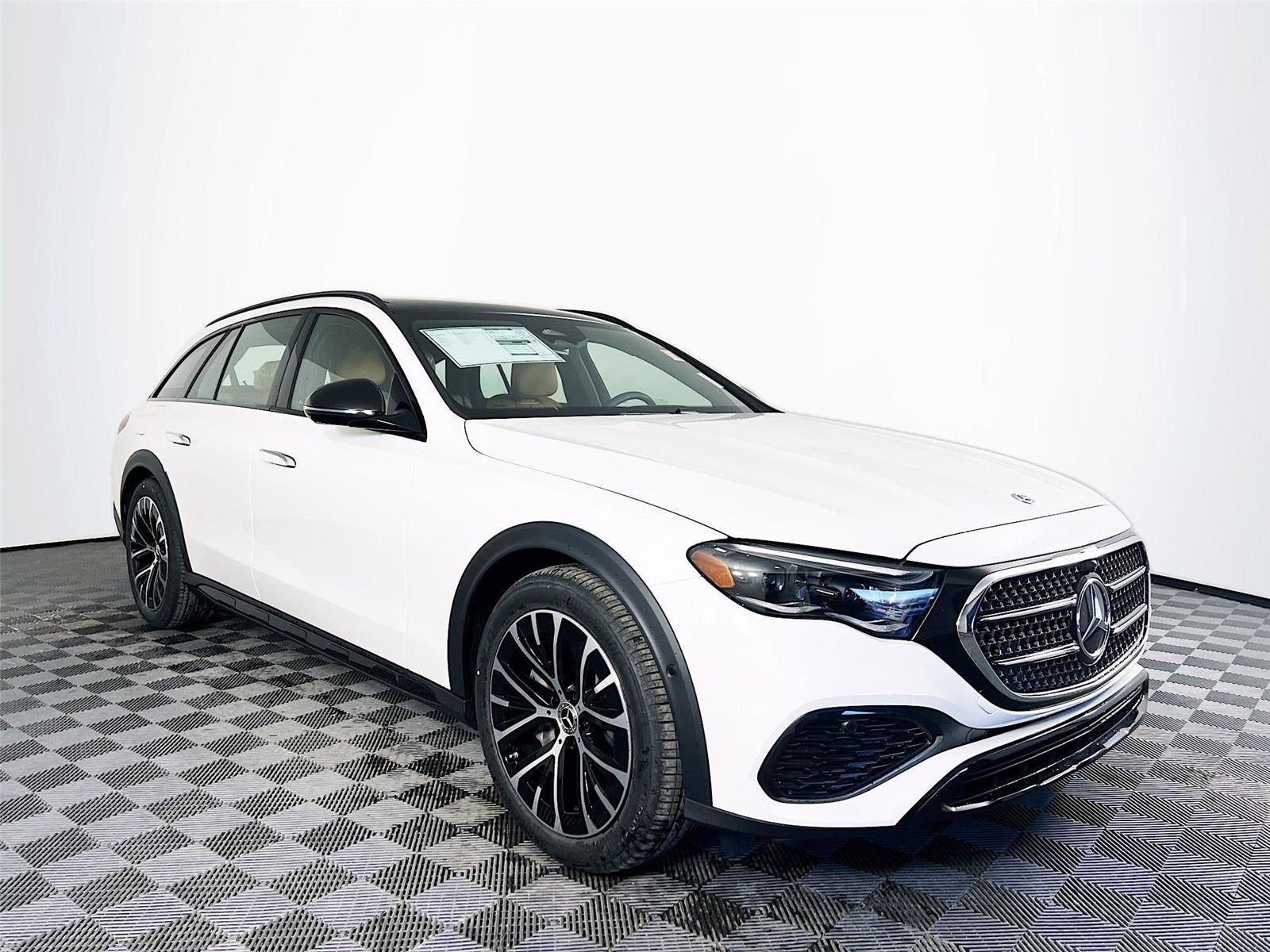 Used 2025 Mercedes-Benz E 450 4MATIC All-Terrain Wagon image 8
