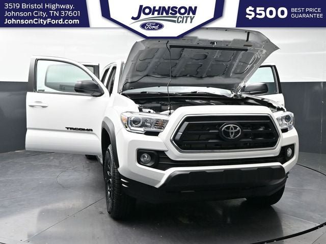 Used 2023 Toyota Tacoma SR5 AWD/4WD image 48