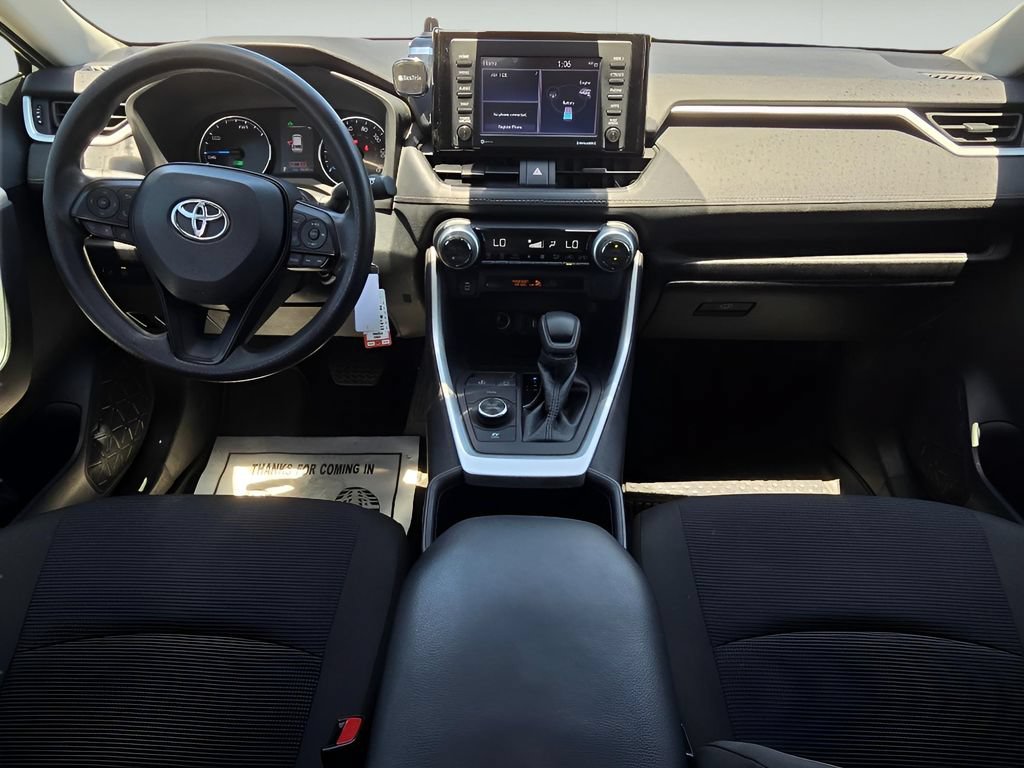 Used 2022 Toyota RAV4 LE AWD/4WD image 15