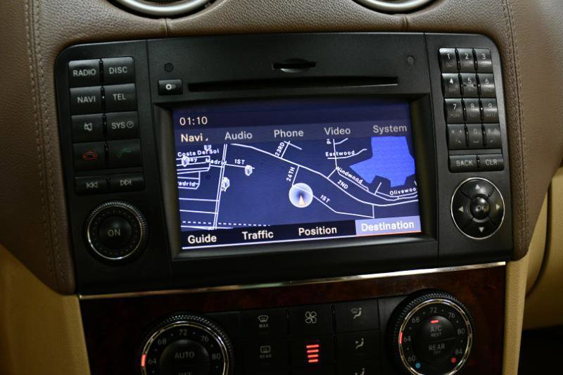 Used 2012 Mercedes-Benz GL 450 4MATIC image 27