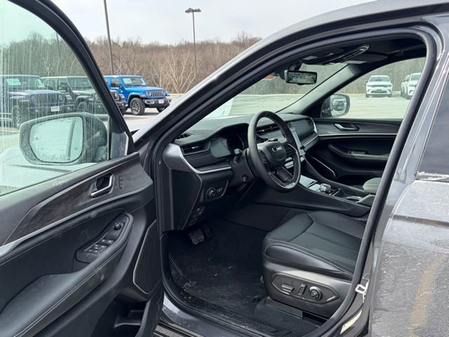 New 2026 Jeep Grand Cherokee Limited AWD/4WD image 15