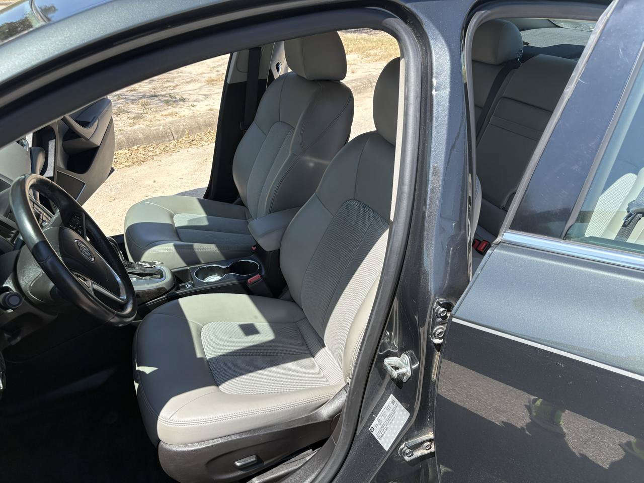 Used 2014 Buick Verano Convenience FWD image 31