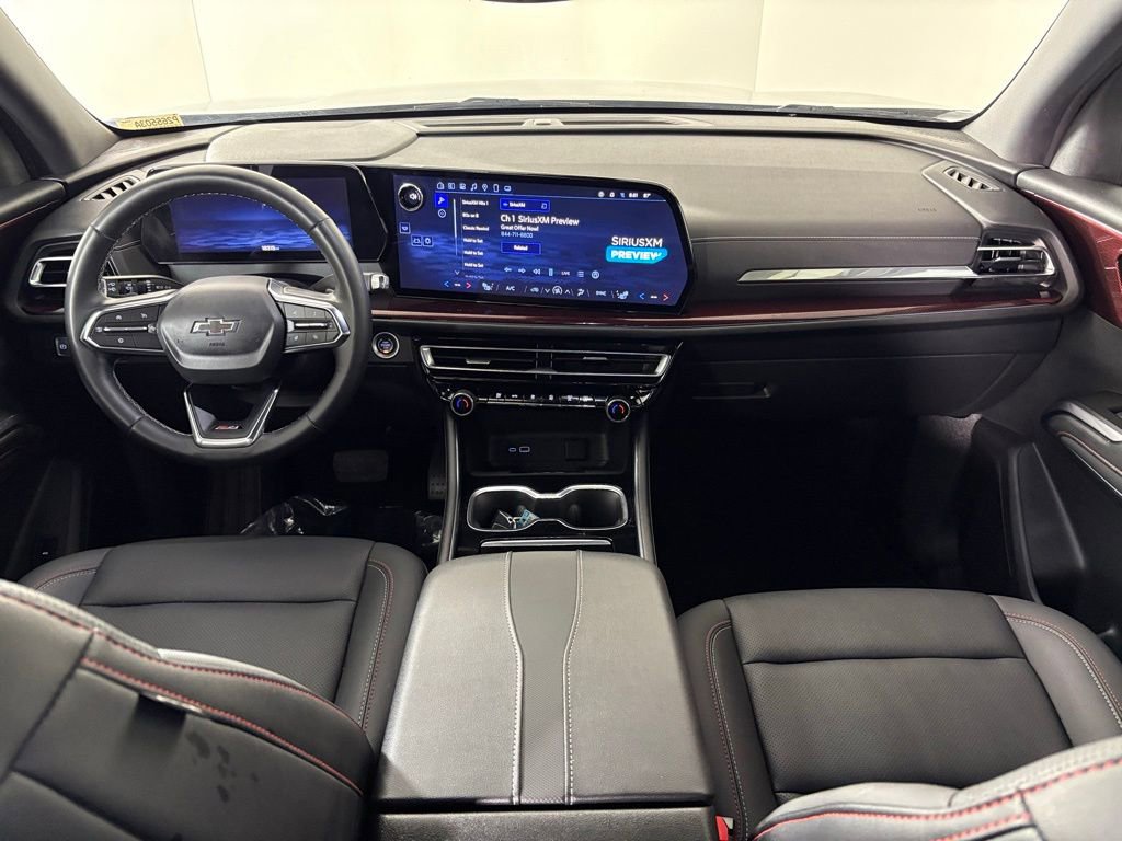 Used 2025 Chevrolet Traverse Z71 w/ Driver Confidence Package AWD/4WD image 36