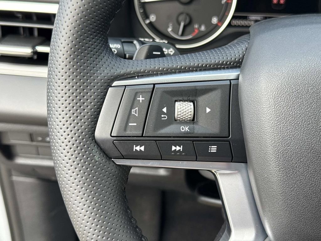 New 2026 Mitsubishi Outlander SE image 39