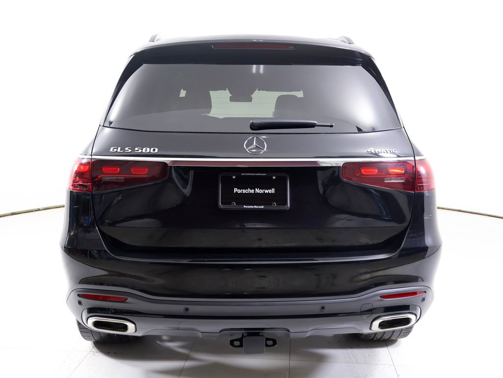 Used 2024 Mercedes-Benz GLS 580 4MATIC image 41