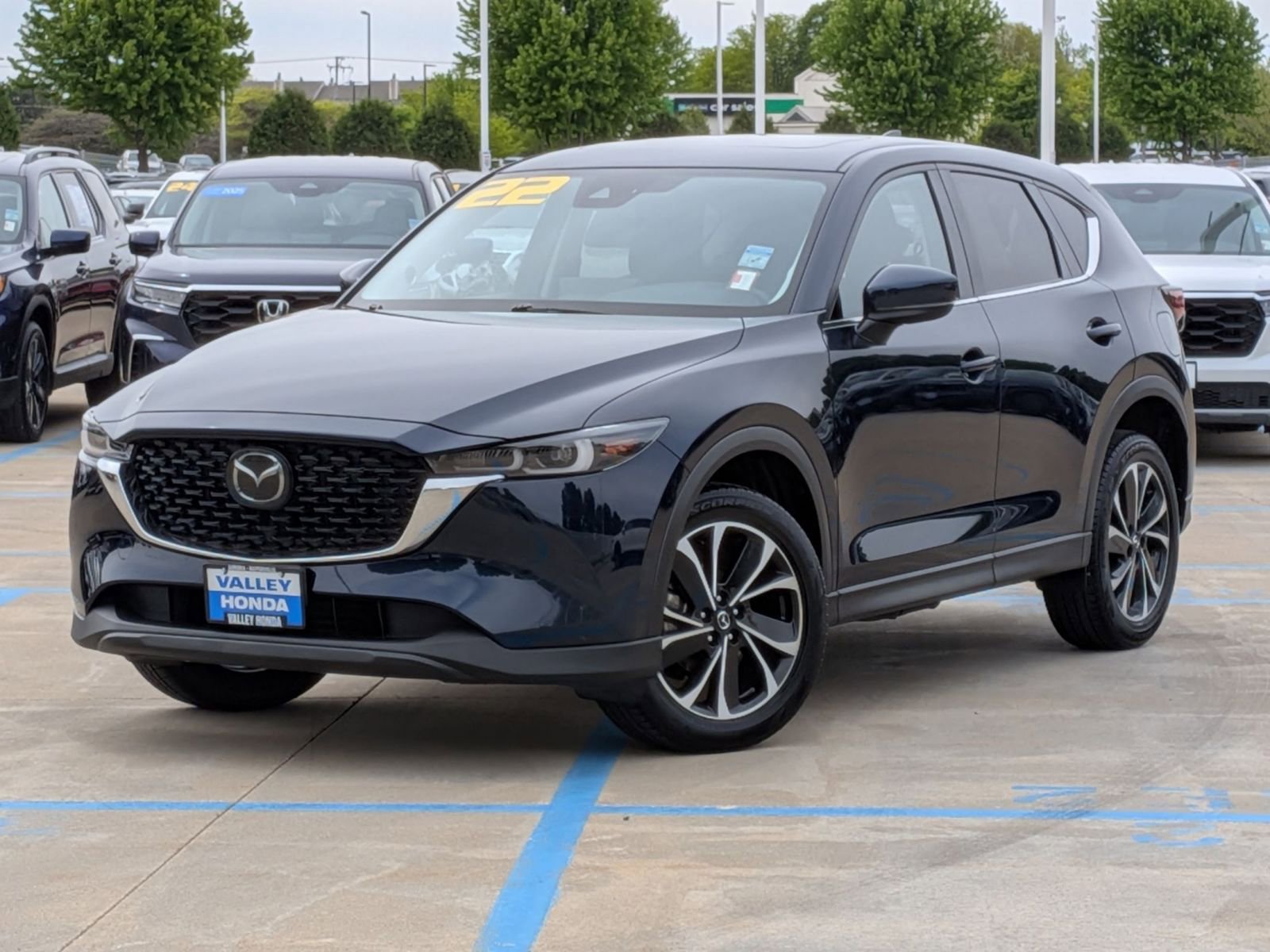 Used 2022 MAZDA CX-5 AWD 2.5 S w/ Premium Package image 2
