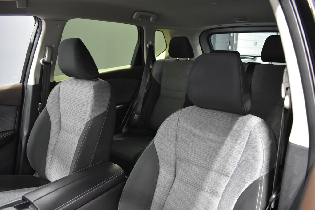 Certified 2023 Nissan Rogue SV image 12