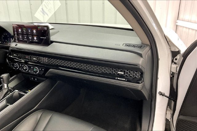 Certified 2023 Honda Accord Touring image 18