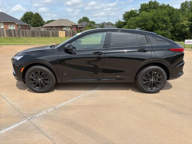 Used 2026 Buick Envista Sport Touring w/ Convenience I Package FWD image 2