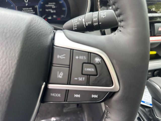 New 2026 Toyota Highlander Platinum AWD/4WD image 33