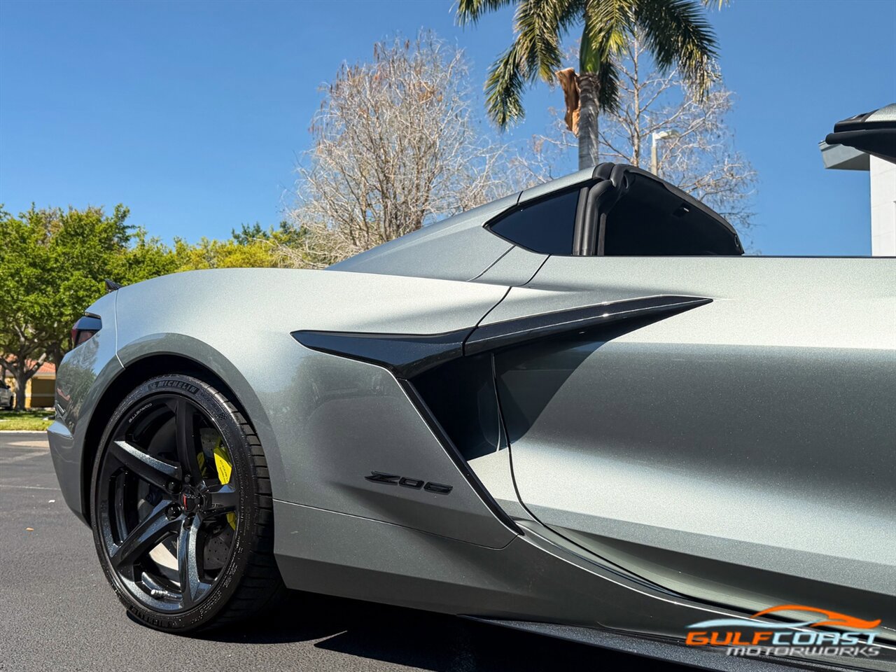 Used 2024 Chevrolet Corvette Z06 w/ Stealth Interior Trim Package RWD image 67