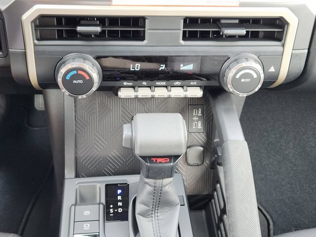 New 2026 Toyota Tacoma TRD Off-Road AWD/4WD image 17