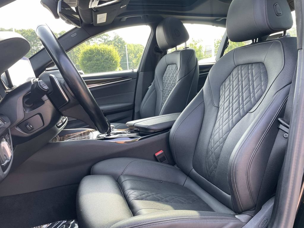 Used 2021 BMW 530i RWD image 23