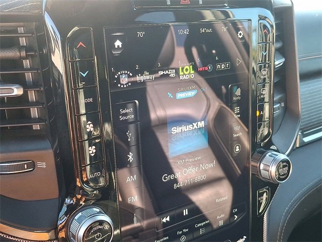 Used 2021 RAM 1500 Limited image 3