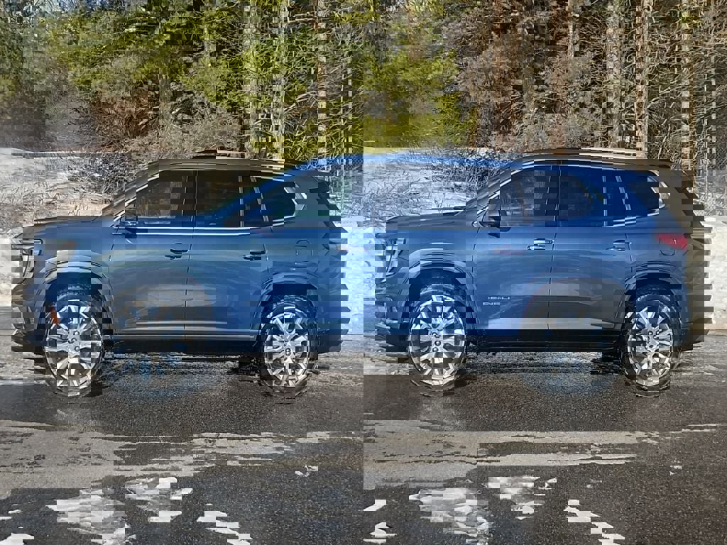 Used 2024 GMC Acadia Denali w/ Super Cruise Package image 2