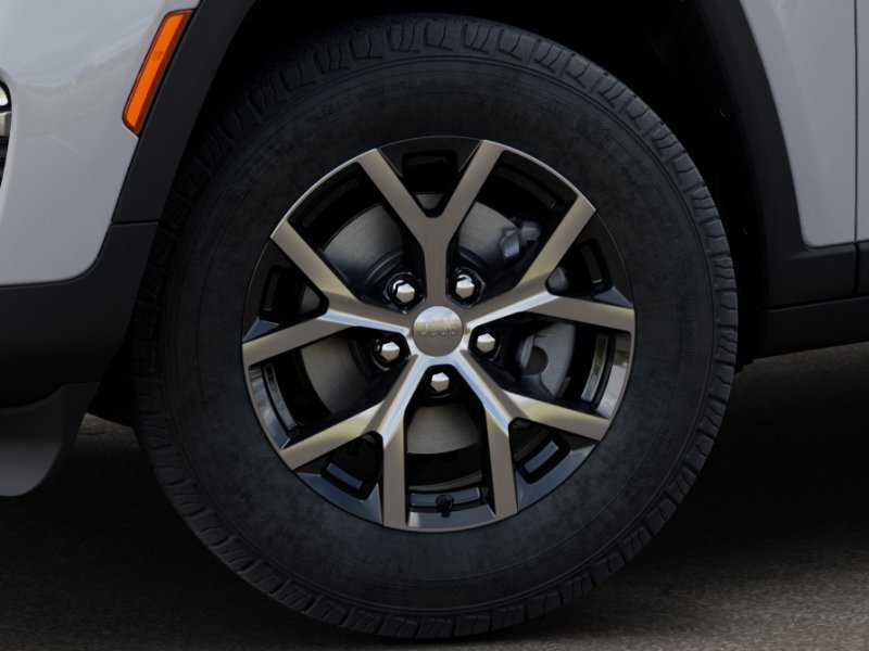 New 2025 Jeep Grand Cherokee Limited image 8