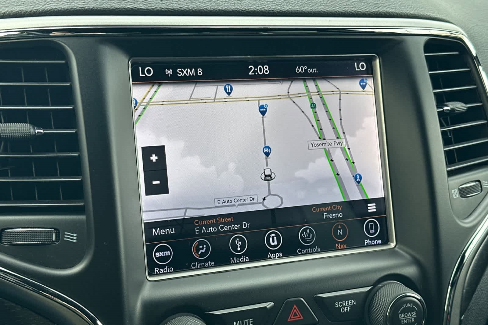 Used 2018 Jeep Grand Cherokee Altitude image 19