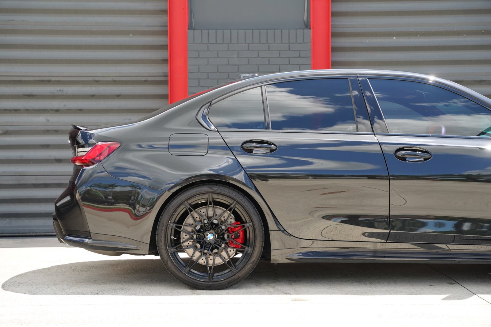 Used 2025 BMW M3 Competition AWD/4WD image 4