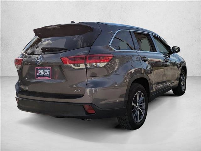 Used 2019 Toyota Highlander XLE image 5
