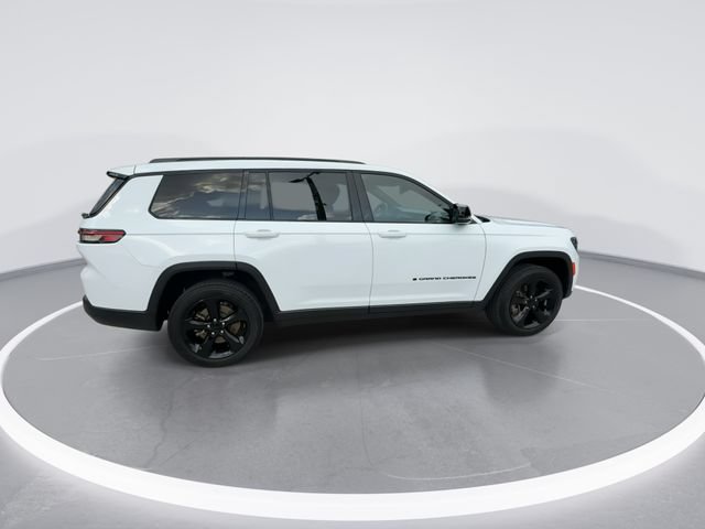 Used 2022 Jeep Grand Cherokee L Laredo RWD image 9