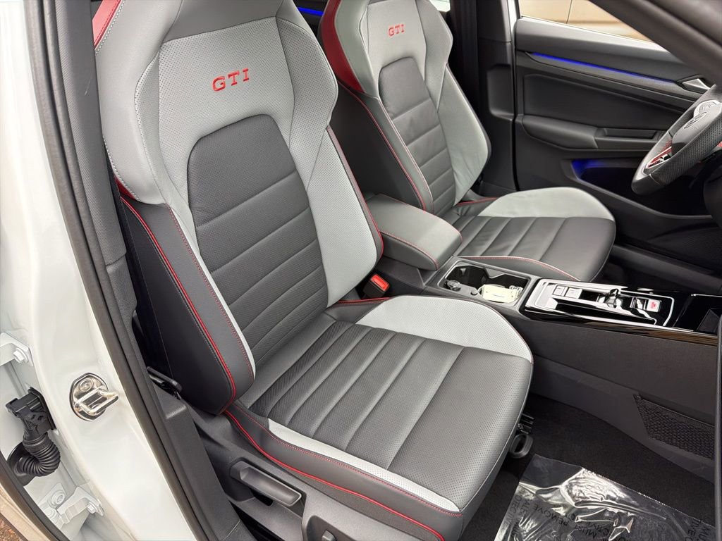 Used 2025 Volkswagen GTI Autobahn image 28