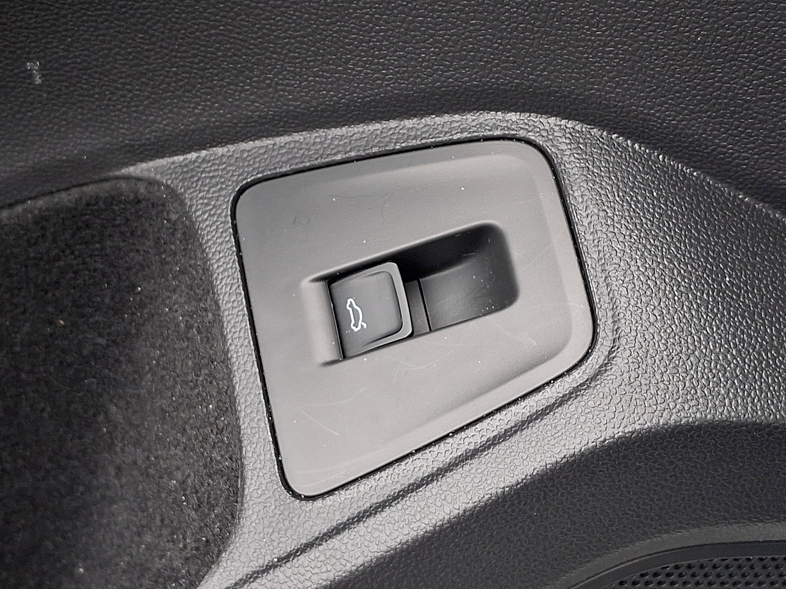 Certified 2024 Volkswagen Tiguan Wolfsburg Edition AWD/4WD image 27